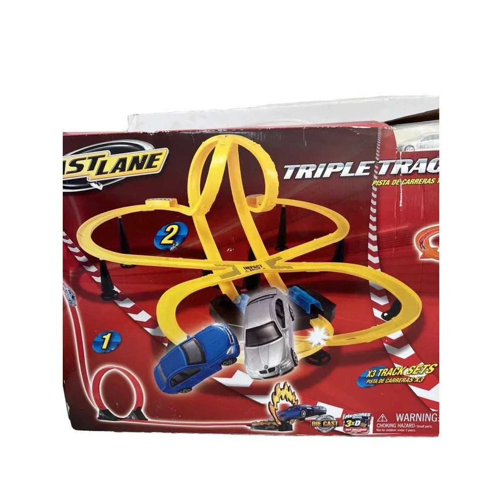 FAST LANE TRIPLE TRACK PACK PLAYSET WITH 3 TRACKS AND 2 DIE-CAST CARS